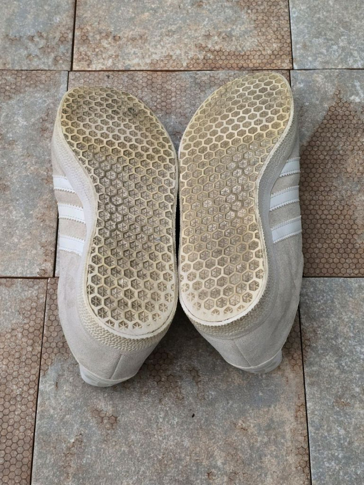(240)아디다스 가젤 베이지 스니커즈 운동화 이미지