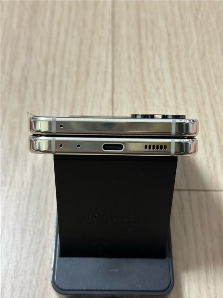 리퍼폰 F731 갤럭시Z플립5 크림 512GB--15