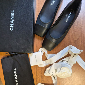 샤넬 플랫슈즈 37.5