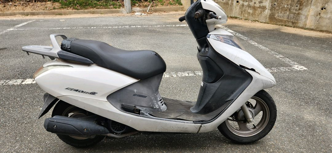 혼다 scr110 오토바이 2015년 1만1천 스쿠터 라이더--1