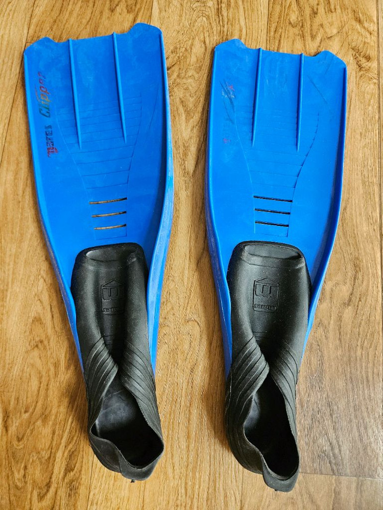 아레나 오리발 235사이즈 마레스 오리발 같이드림--1