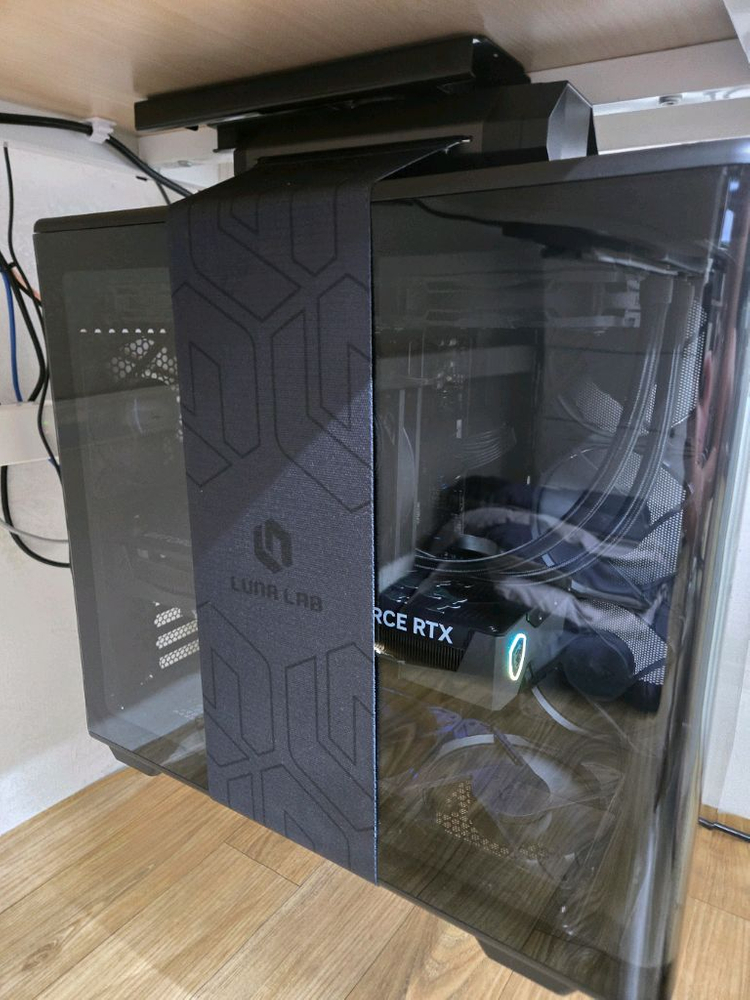 창원 고사양 PC 9800x3d 5070ti 32gb 1tb 하이엔드 피시 판매합니다.--1