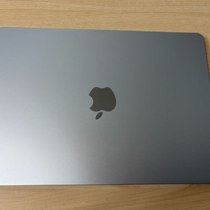 M4 맥북에어 13인치 스카이 블루 512기가 ssd 16기가 램 + 애플케어플러스