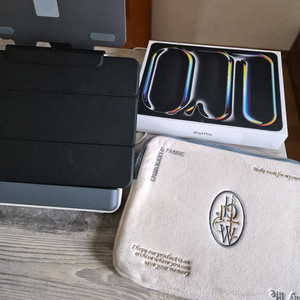 아이패드 13프로 256 + 펜슬 + 케이스 판매 이미지