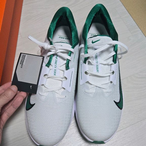 나이키 에어 줌 인피니티 투어 넥스트%2 W 와이드 305mm 골프화