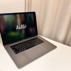 맥북프로 15 2018 i7 / 16GB / 512GB / 라데온 / 박스O 이미지