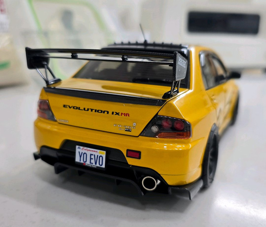 1:18 다이캐스트 evo9 이미지