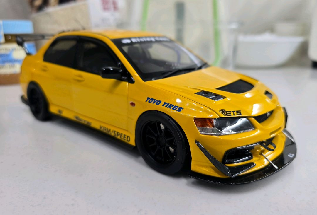 1:18 다이캐스트 evo9 이미지