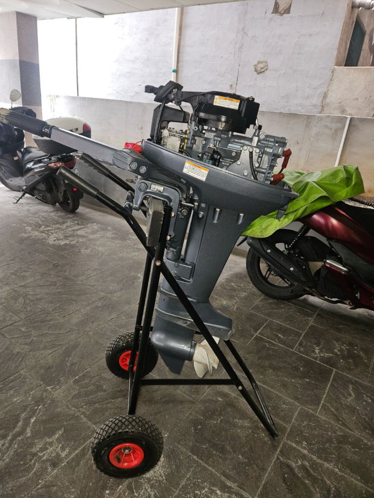 상태 굿) 공기보트 330 +야마하 15마력 엔진 풀세트 판매 (엔진수레 / 자동에어펌프 포함) 이미지