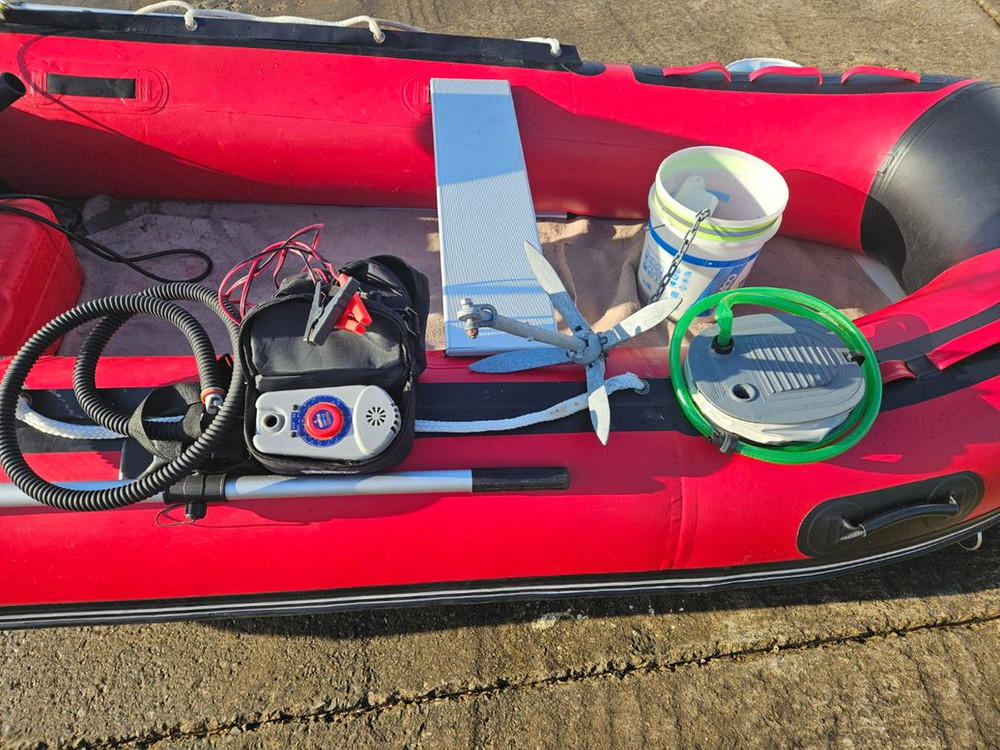 상태 굿) 공기보트 330 +야마하 15마력 엔진 풀세트 판매 (엔진수레 / 자동에어펌프 포함) 이미지