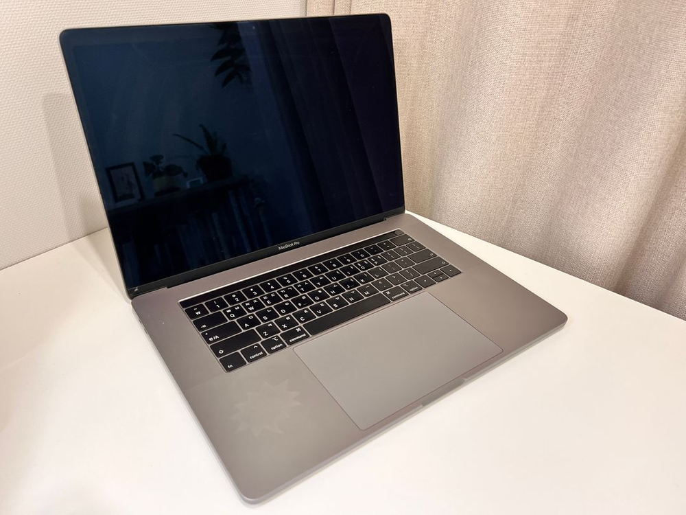맥북프로 15 2018 i7 / 16GB / 512GB / 라데온 / 박스O 이미지