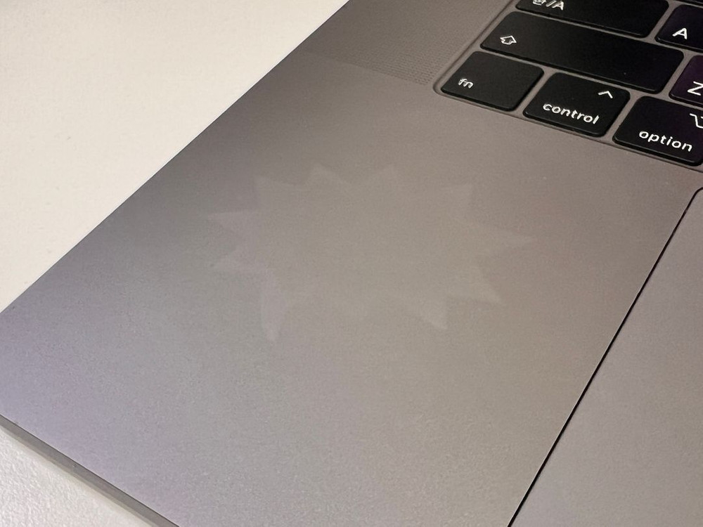 맥북프로 15 2018 i7 / 16GB / 512GB / 라데온 / 박스O 이미지