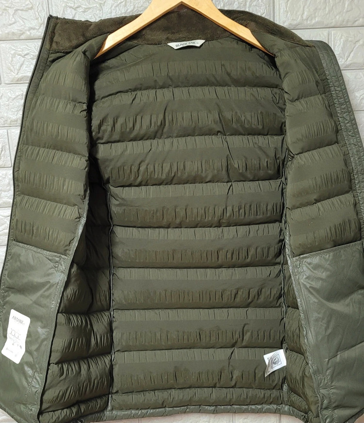 블랙야크 포이나 라이트 구스다운 베스트--5