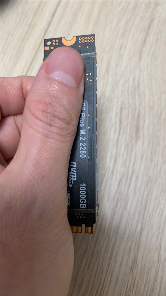 마이크론 Crucial P5 Plus 1TB M.2 PCIe Gen4 NVMe SSD--3