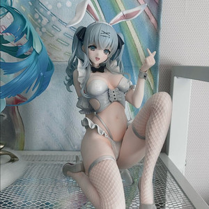 프링 호시자키 리유 1/6 피규어 판매합니다