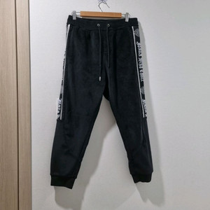 크롬하츠 블랙 벨벳 조거팬츠