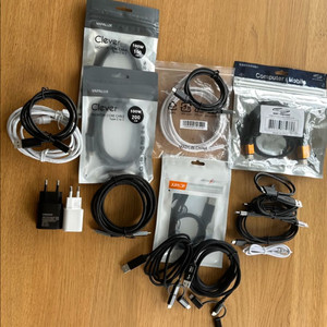 삼성, 만렙 고속충전기 클레버 벨킨 케이블등 일괄판매