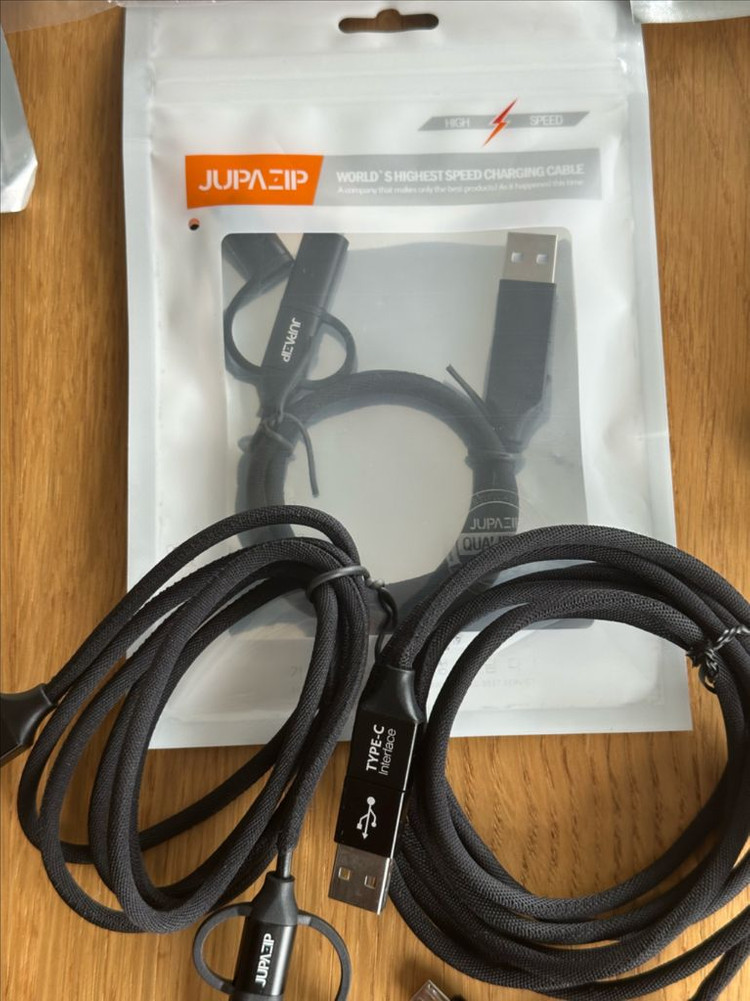 삼성, 만렙 고속충전기 클레버 벨킨 케이블등 일괄판매--6