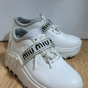 35.5/225 미우미우신발 미우미우운동화 미우미우스니커즈 이미지
