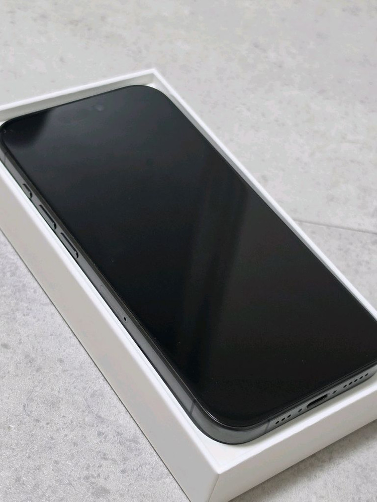 아이폰 15프로 512 블랙+워치7 45mm GPS 이미지