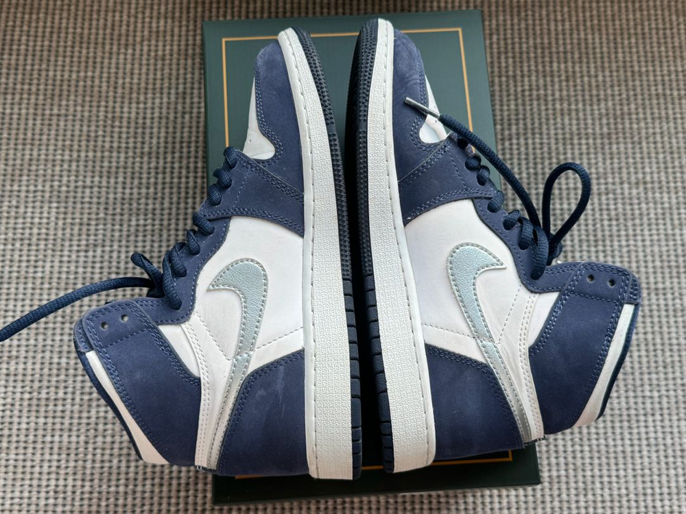 나이키 에어조던1 미드나잇 네이비 235 이미지