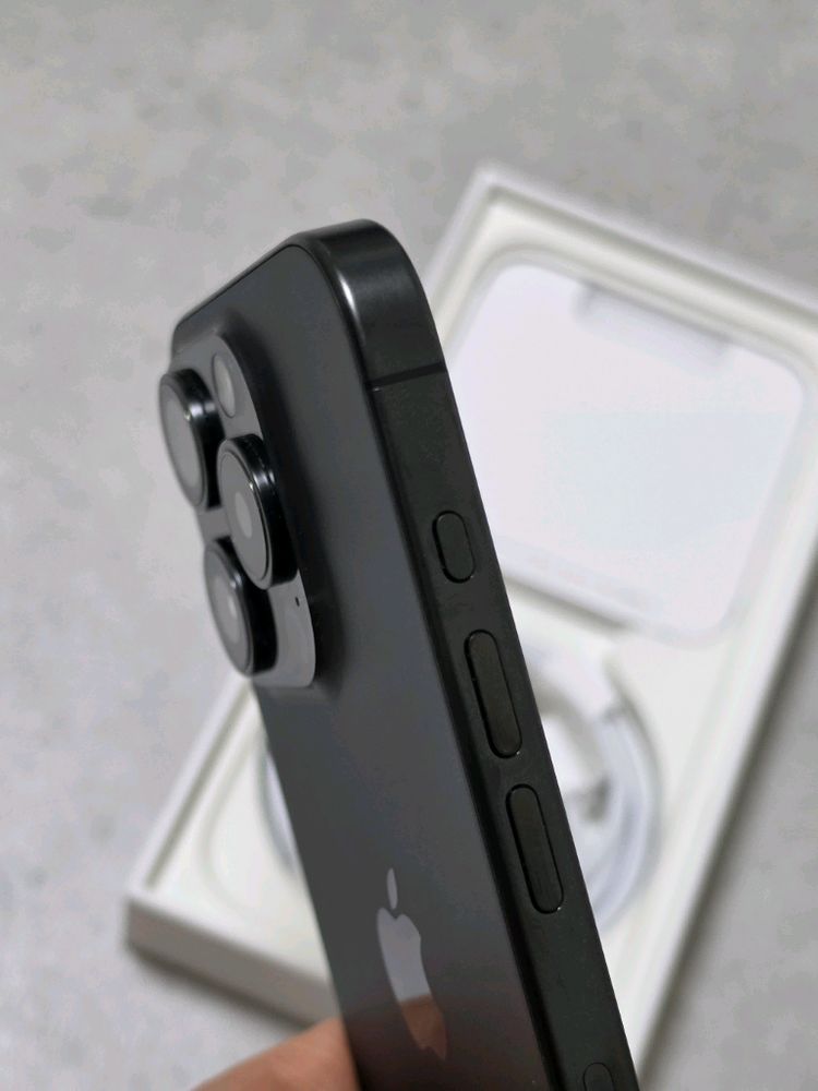 아이폰 15프로 512 블랙+워치7 45mm GPS 이미지