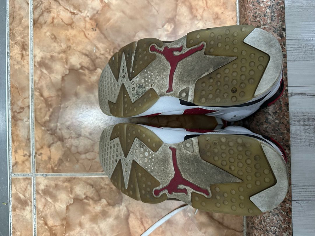 조던6 카마인 레트로 이미지