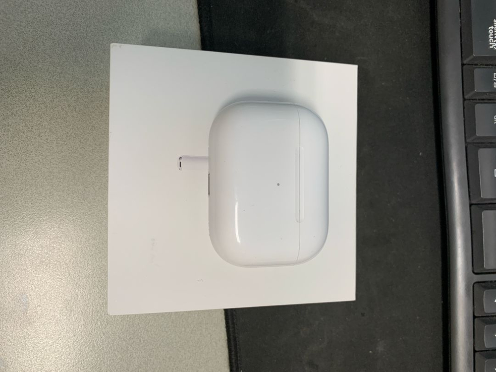 무선 이어폰 프로 2세대 이미지