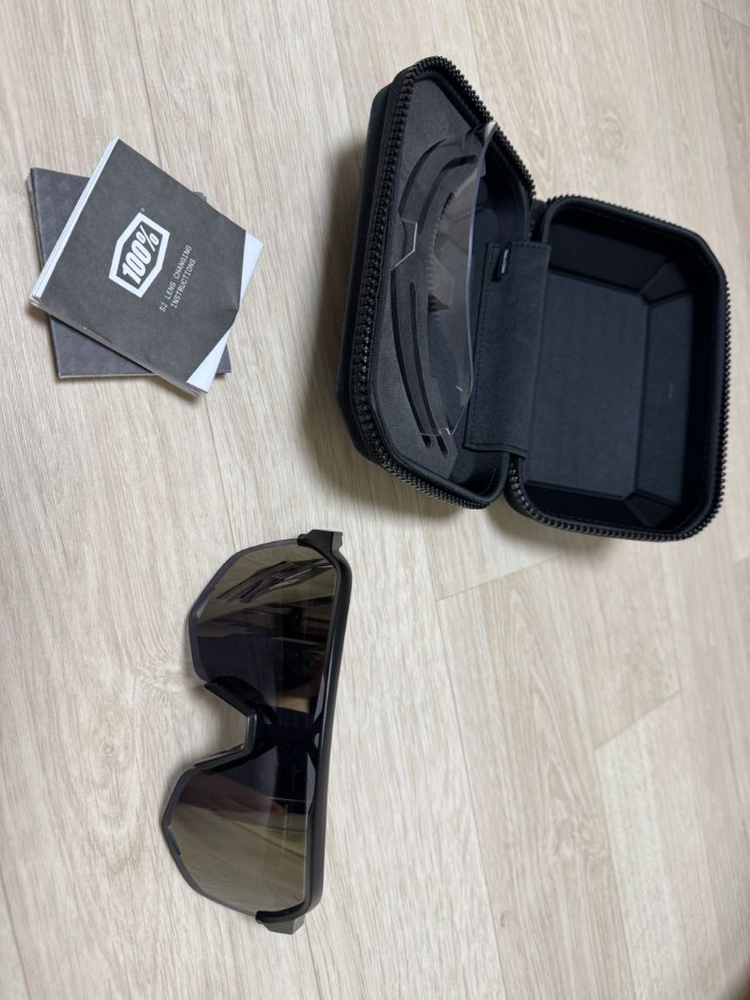 100% S2 백퍼센트 매트블랙 소프트골드 판매합니다--1