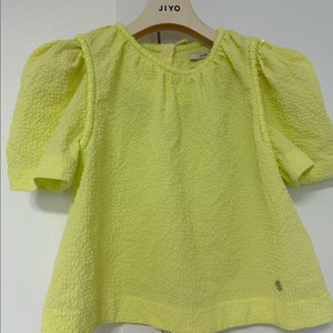 지요 클라우드 퍼프 블라우스 이미지