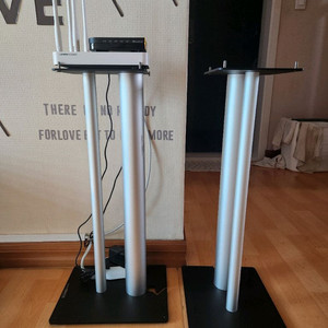 오디오 데코 스피커 스탠드팝니다. 이미지