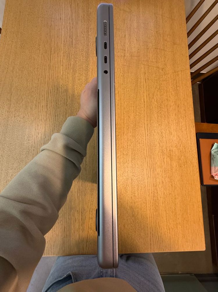 맥북 프로 16 M2 Pro 1TB 스페이스 그레이 이미지