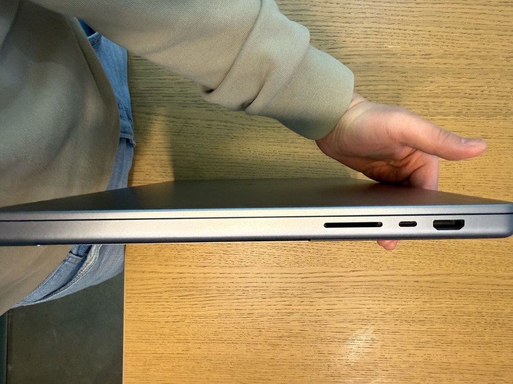 맥북 프로 16 M2 Pro 1TB 스페이스 그레이 이미지