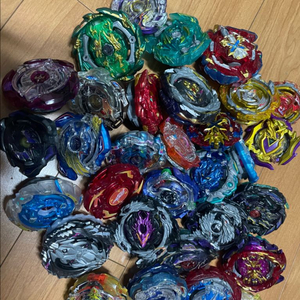 베이블레이드 버스트 일괄판매 합니다.