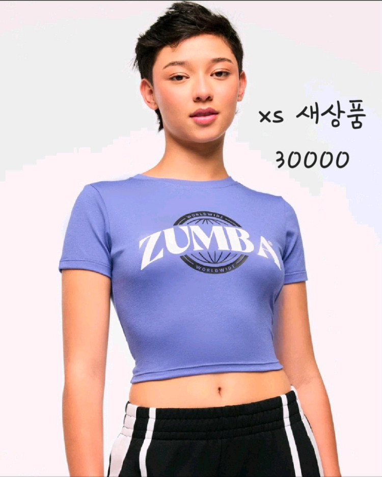 줌바 웨어 상의 이미지