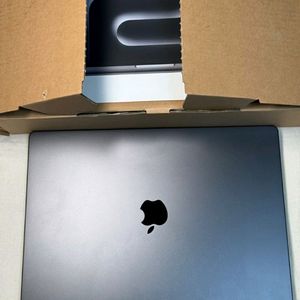 맥북 m3 max 16인치 고급형 (64g, 2tb)