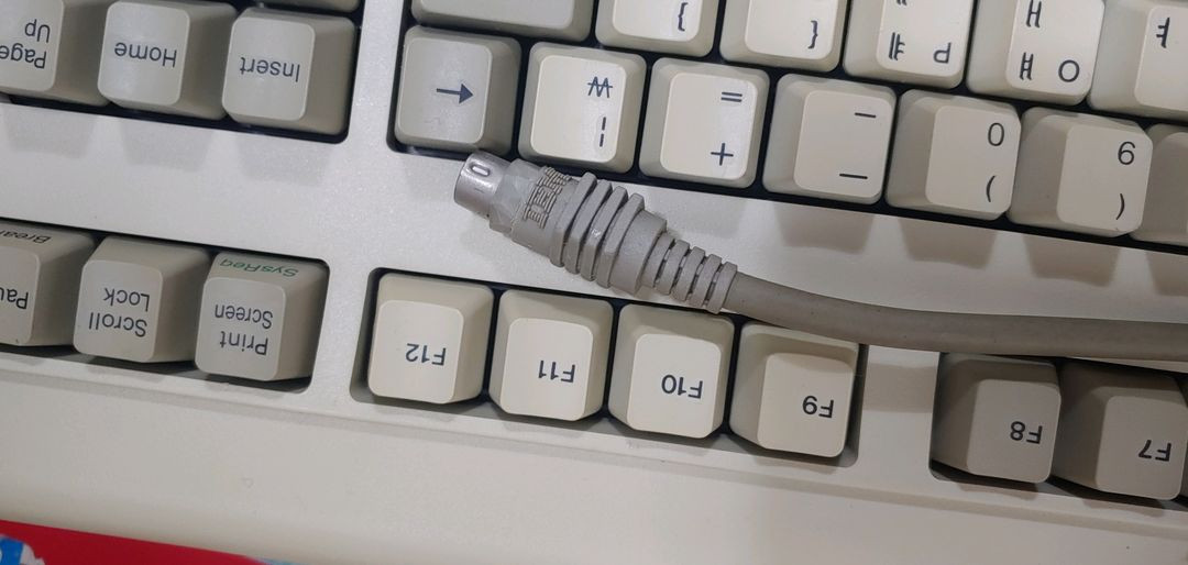 IBM정품 빈티지 한글 키보드 PS/2 판매--3