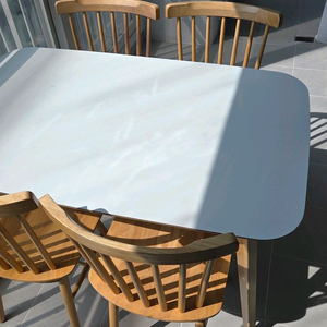 노르드뮈라 4인용 식탁 + 원목의자4개