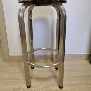 스테인리스 바의자