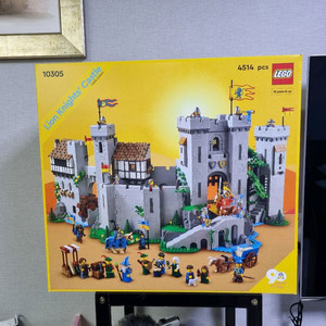 레고 10305 사자기사의 성