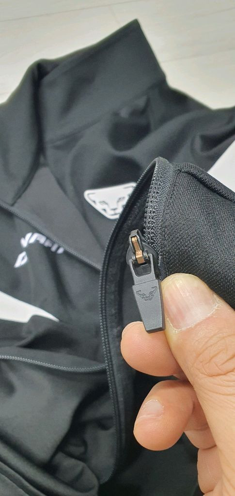 다이나핏(정품) 집업져지 L사이즈 100~105호 거의새옷! 이미지