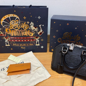 루이비통 알마bb에삐블랙 풀박스/24.11월 구매/실착3회 이미지