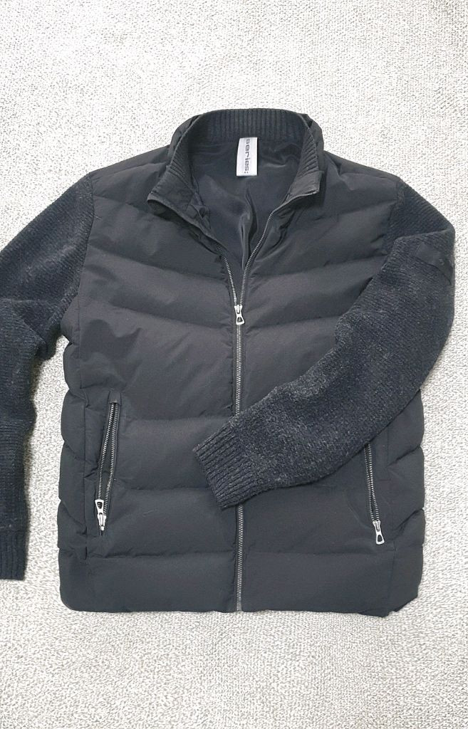 시리즈 구스다운 울혼방 니트 패딩자켓 판매해요 이미지