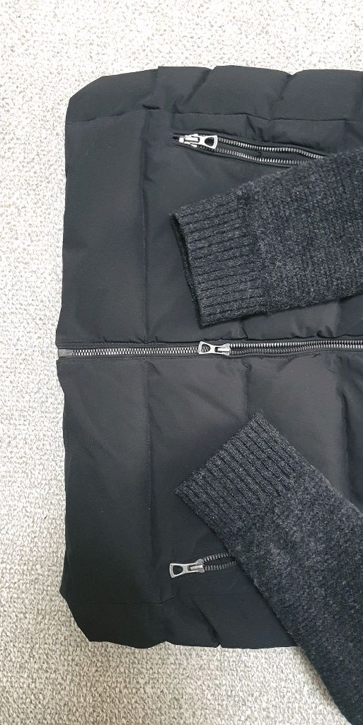 시리즈 구스다운 울혼방 니트 패딩자켓 판매해요 이미지