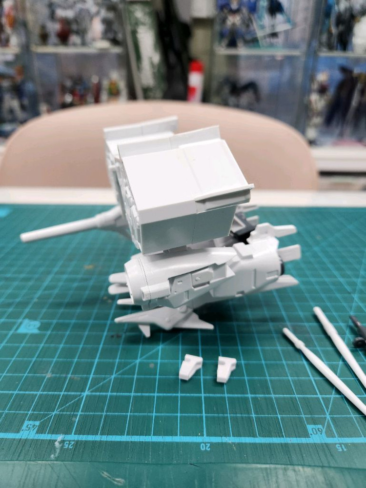 BB 덴드로비움 건담 정크--1