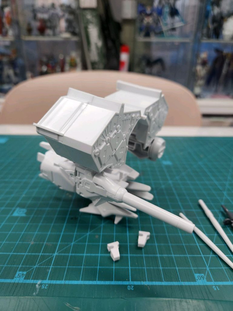 BB 덴드로비움 건담 정크--3