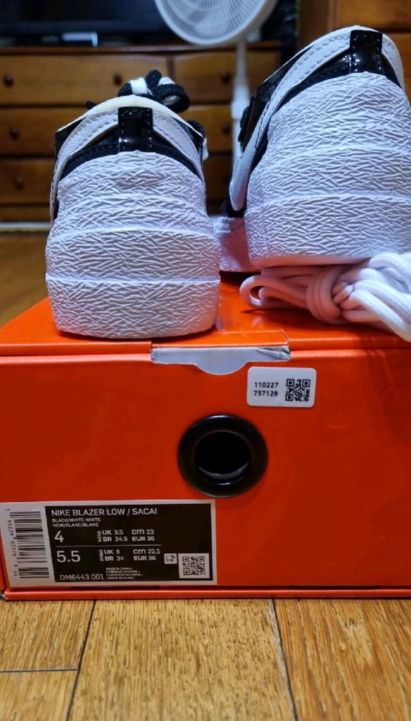 나이키 사카이 블레이저 레더 블랙 230 이미지