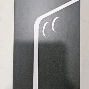 갤럭시 z플립7 자급제 레드 256G 미개봉 팔아요