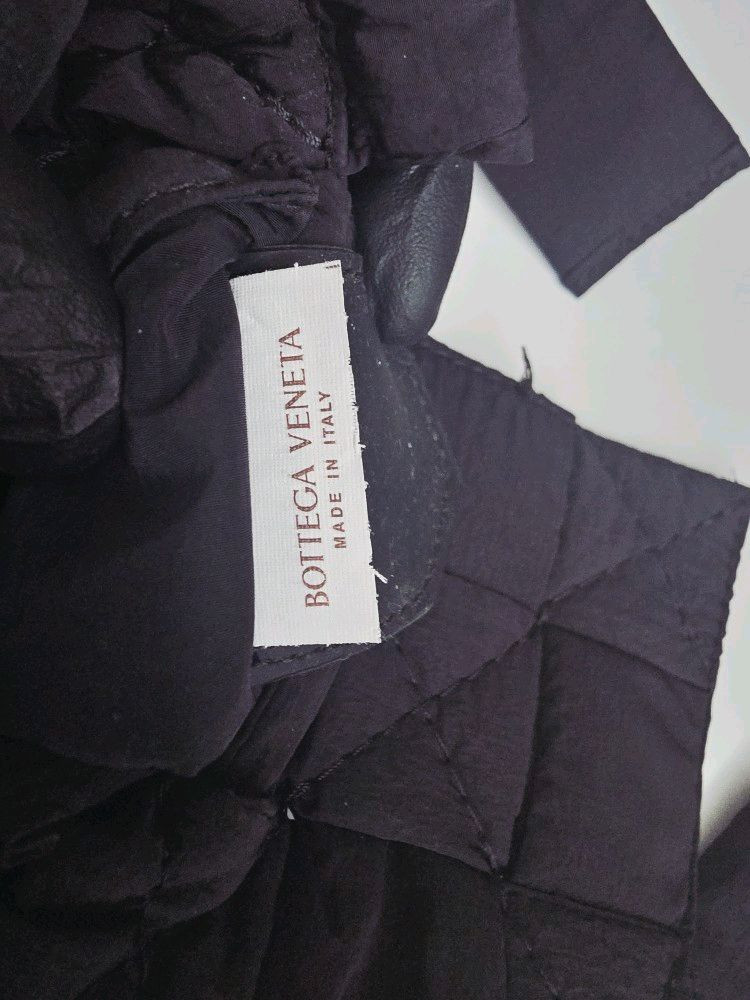 보테가 베네타 패딩 카세트백 미니 (상태 매우 좋음) 이미지