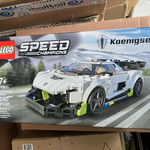 레고 76900 스피드챔피언 코닉세그 미개봉 새상품 팝니다.